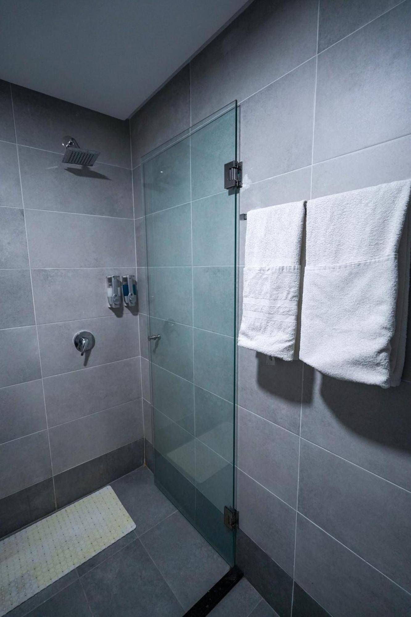 Fekri Hotel Мекнес Екстер'єр фото