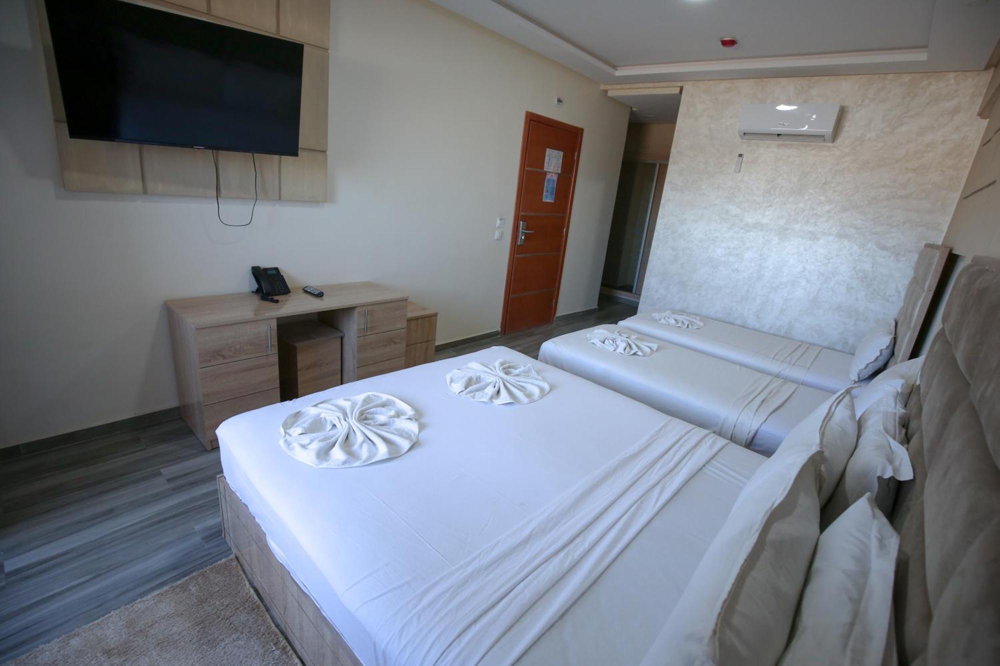 Fekri Hotel Мекнес Екстер'єр фото