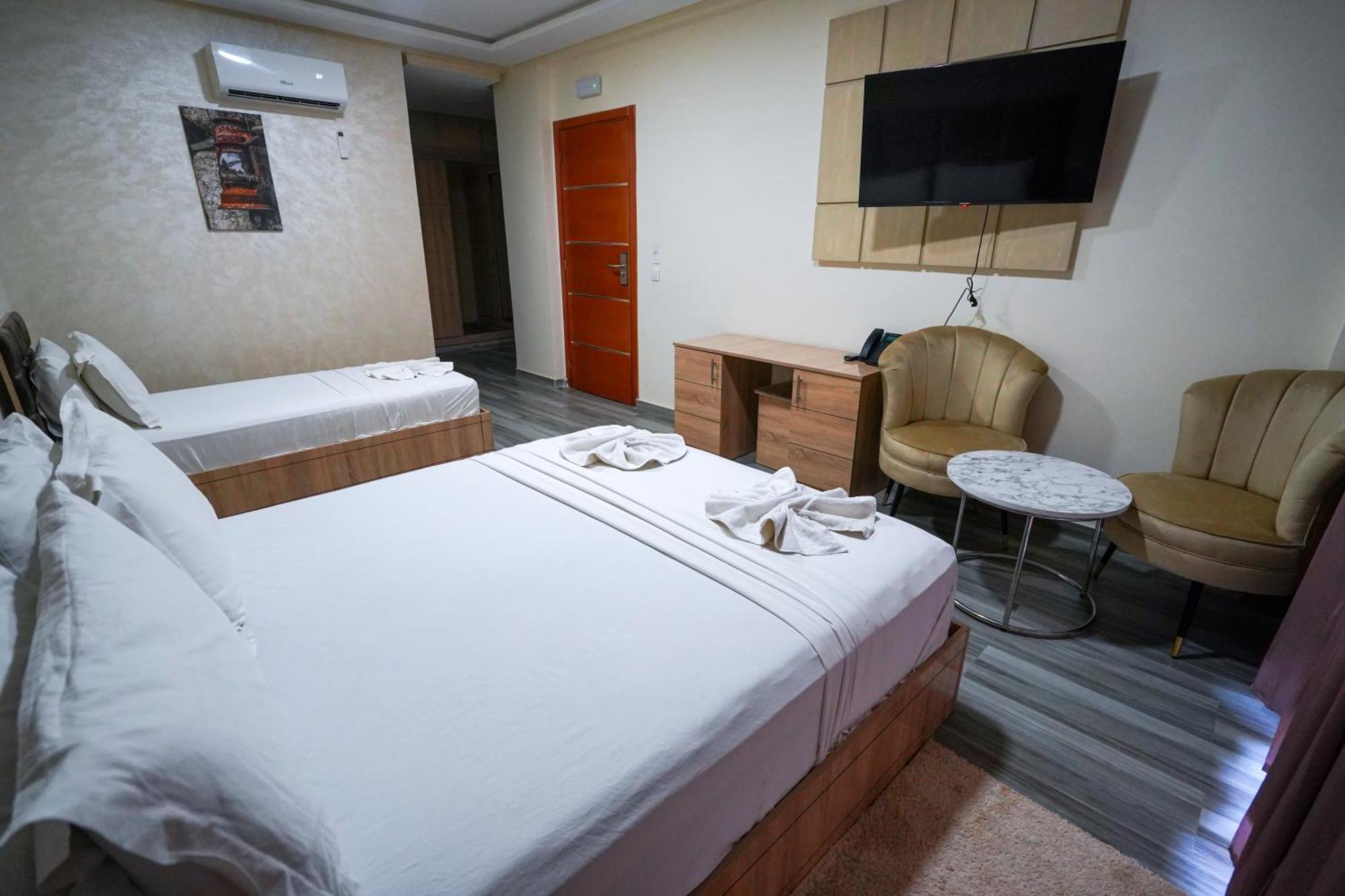 Fekri Hotel Мекнес Екстер'єр фото